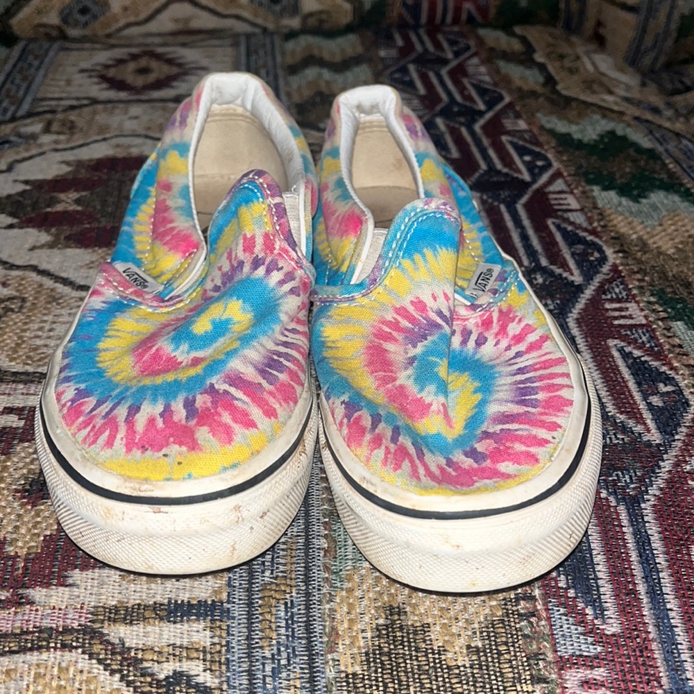 Girls size 1 tye dye vans